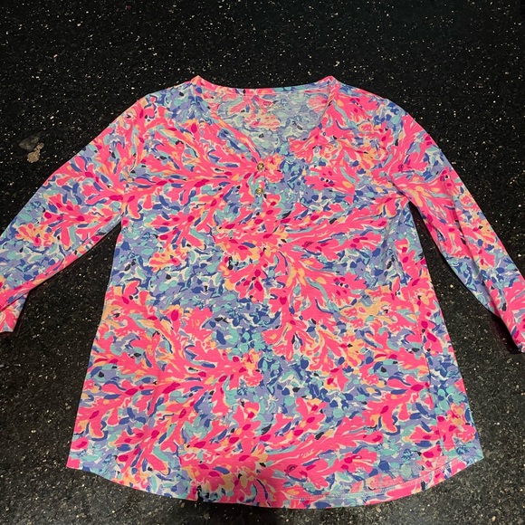 Girls xL Lilly Pulitzer top - Picture 1 of 2